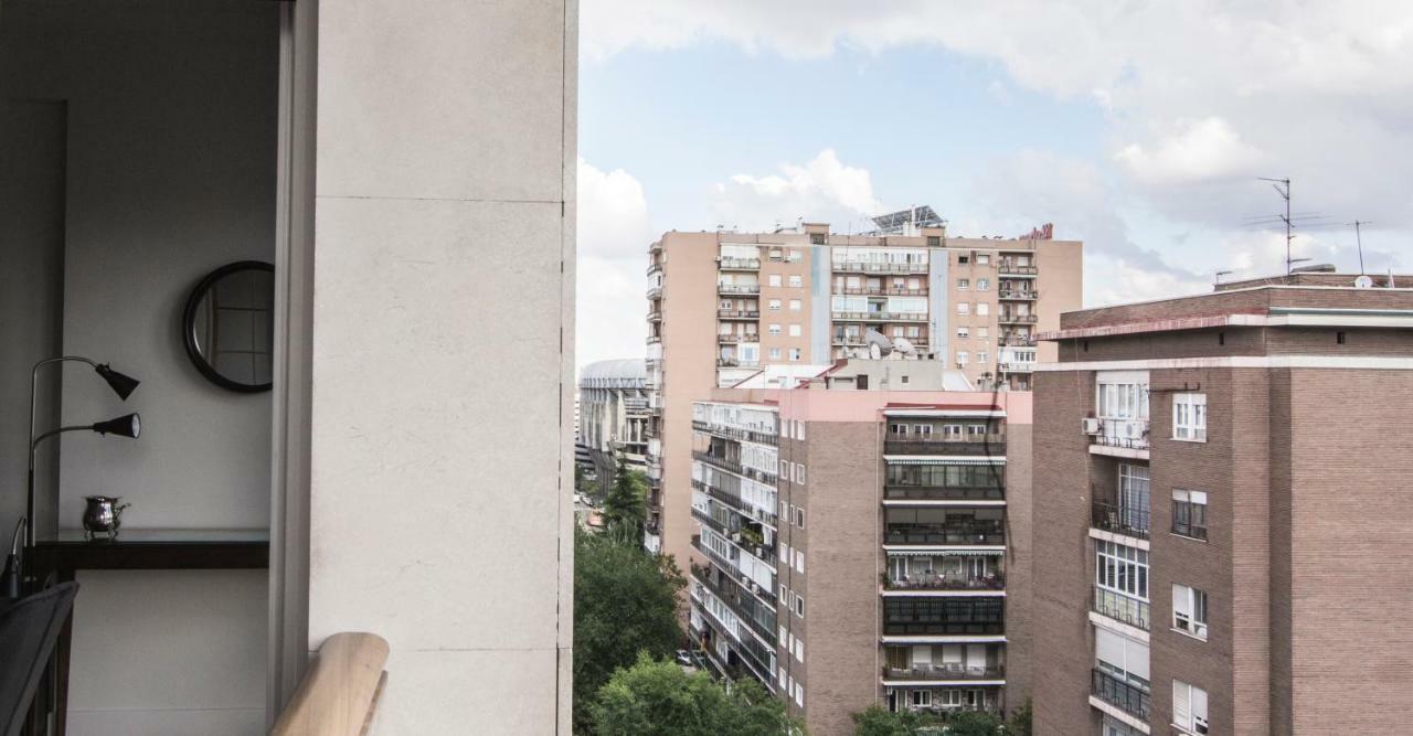 Elegant Retreat Business District Bernabeu Apartment Madrid Exterior photo