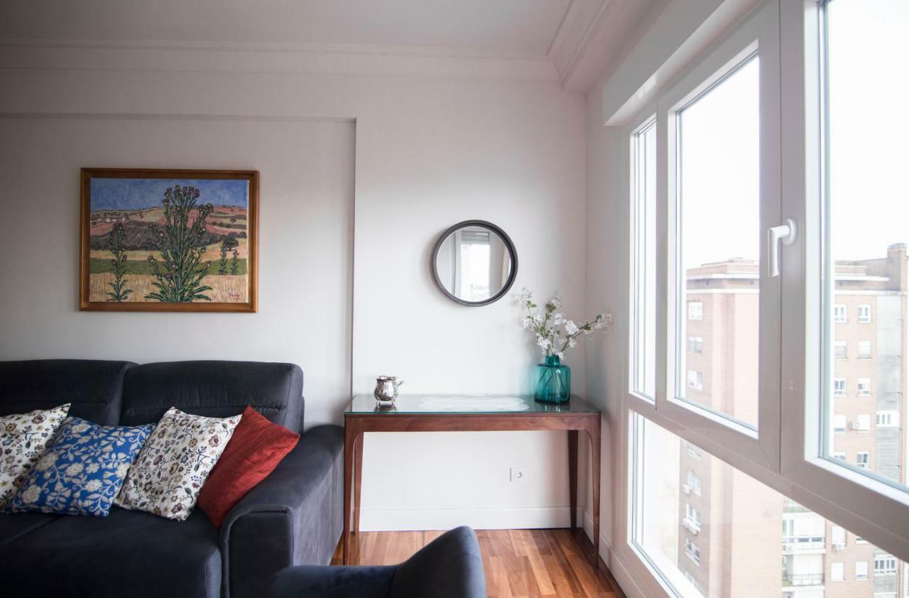 Elegant Retreat Business District Bernabeu Apartment Madrid Exterior photo